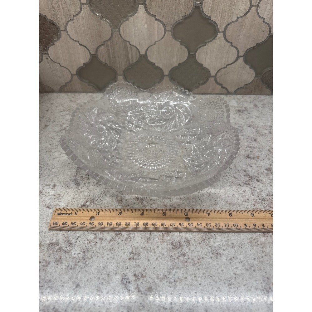 Vintage Clear Pressed Glass Bowl Pinwheel Star Pattern Scalloped Sawtooth Rim 8"